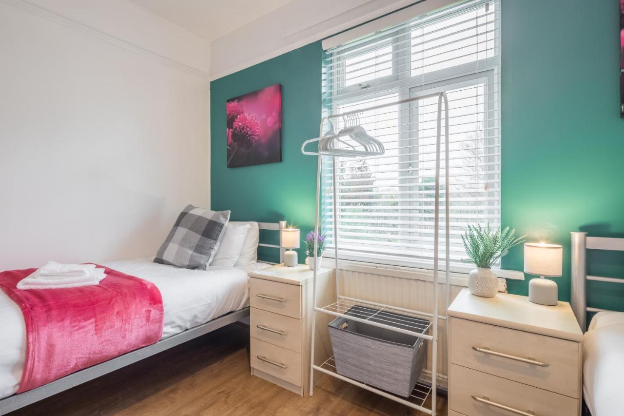 Private Room 6 With Kitchenette By Cb Stays No Minimum Stays Cambridge  Exterior photo